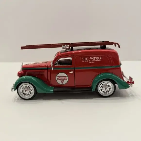 Conoco 1935 Ford Fire Patrol Diecast Car Crown Premiums - Picture 12 of 14